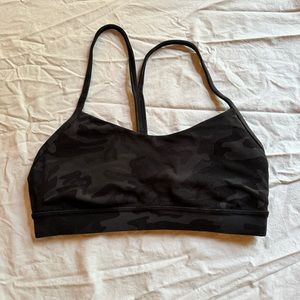 lululemon flow y bra, lightly worn, good condition